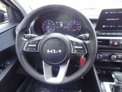 Used 2023 Kia Forte LXS FWD image 11