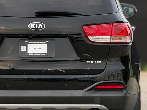 Used 2017 Kia Sorento EX w/ EX Advanced Touring Package FWD image 14