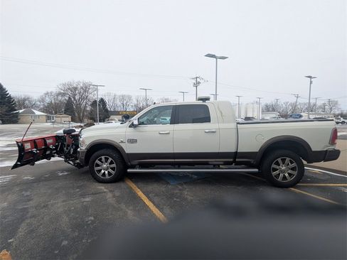 Used 2018 RAM 3500 Laramie Longhorn w/ Longhorn Southfork Package image 6