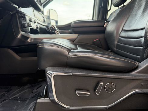 Used 2021 Ford F150 Platinum w/ Equipment Group 701A High image 14