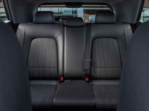 New 2026 Hyundai Venue SE image 12