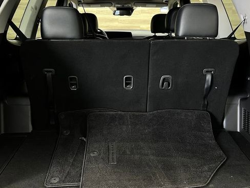 Used 2023 Kia Telluride EX w/ EX Captain's Chair Package AWD/4WD image 22