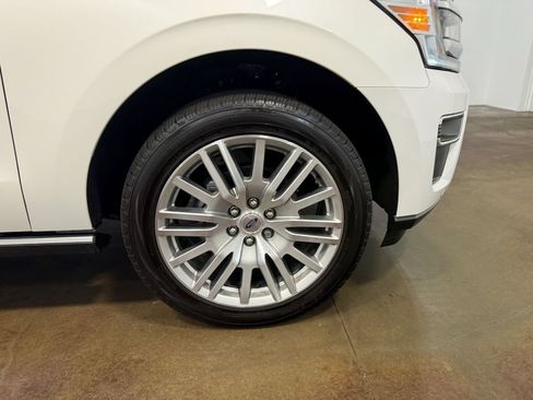 Used 2024 Ford Expedition Limited AWD/4WD image 89