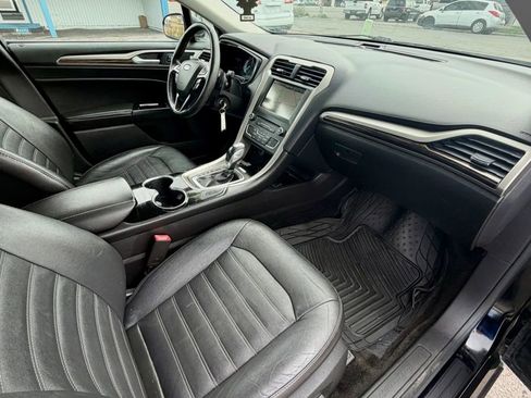 Used 2016 Ford Fusion SE w/ Equipment Group 202A AWD/4WD image 14