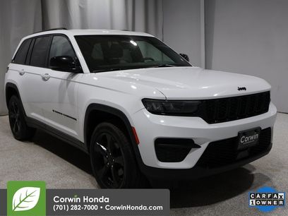 Used 2023 Jeep Grand Cherokee Altitude