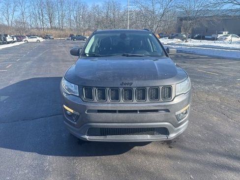 Used 2020 Jeep Compass Latitude image 2