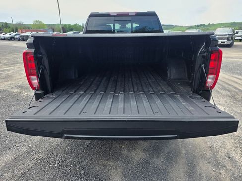 Used 2025 GMC Sierra 1500 Elevation w/ Elevation Premium Package AWD/4WD image 9