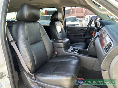Used 2014 GMC Yukon XL SLT AWD/4WD image 9