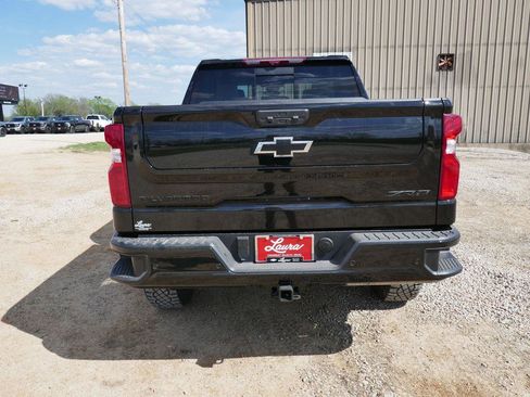 New 2026 Chevrolet Silverado 1500 ZR2 w/ Dark Appearance Package AWD/4WD image 5