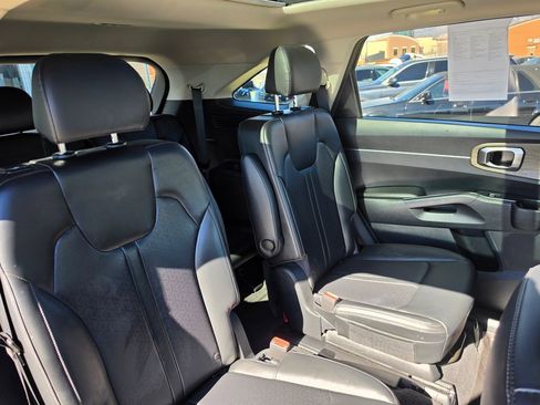 Certified 2023 Kia Sorento X-Line EX AWD/4WD image 15