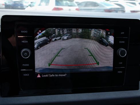 New 2026 Volkswagen Jetta SE FWD image 19