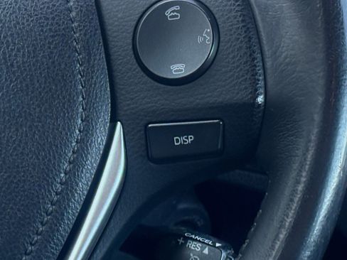 Used 2016 Toyota Corolla S image 18