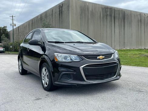Used 2017 Chevrolet Sonic LS FWD image 3