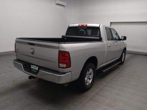 Used 2017 RAM 1500 Classic SLT RWD image 9