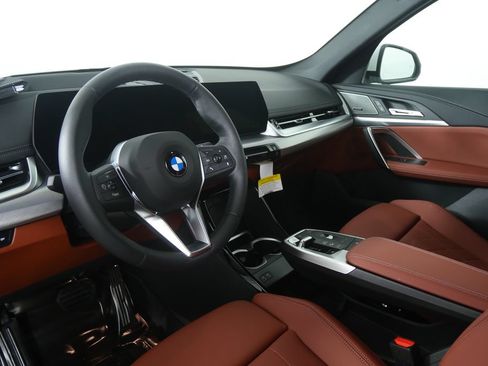 New 2026 BMW X1 xDrive28i AWD/4WD image 12