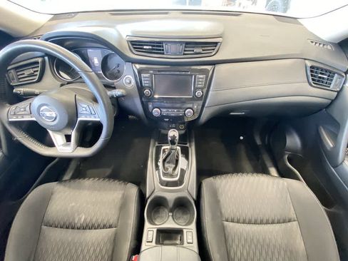 Used 2020 Nissan Rogue SV AWD/4WD image 23