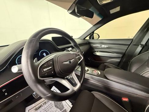 Used 2025 Genesis GV70 2.5T w/ Sport Prestige Package AWD/4WD image 6