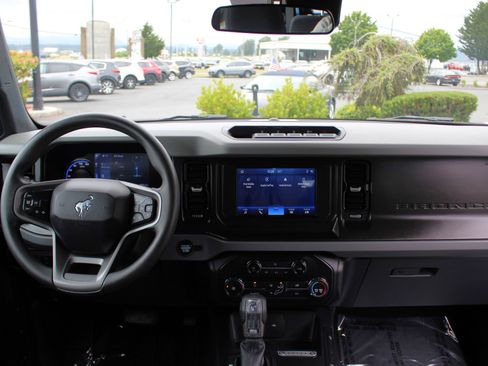 Used 2021 Ford Bronco 2-Door w/ Sasquatch Package image 17