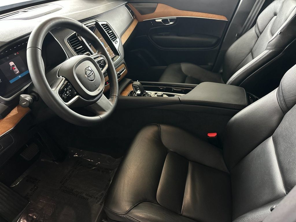 Certified 2023 Volvo XC90 B6 Plus w/ Protection Package Premier AWD/4WD image 9