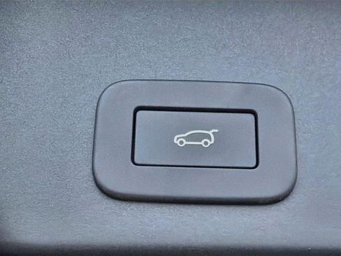 New 2026 Land Rover Range Rover Evoque Hoxton AWD/4WD image 12