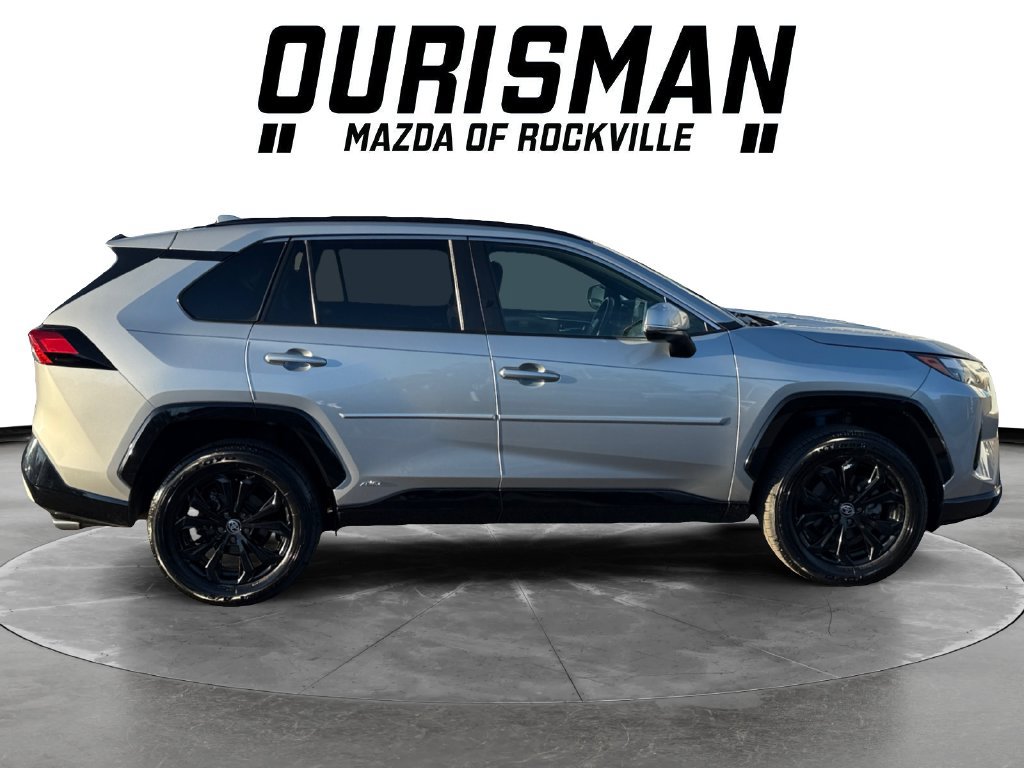 Used 2022 Toyota RAV4 SE w/ Convenience Package AWD/4WD image 7