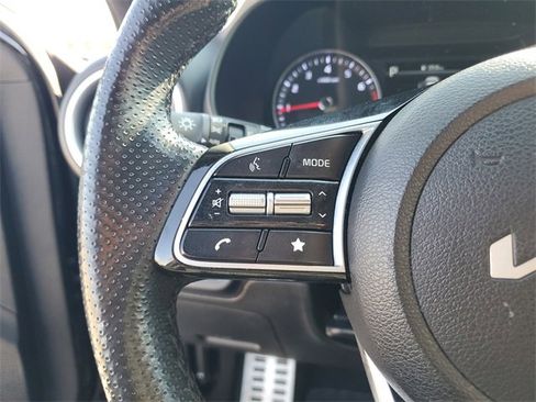 Used 2023 Kia Forte GT-Line w/ GT-Line Premium Package image 29