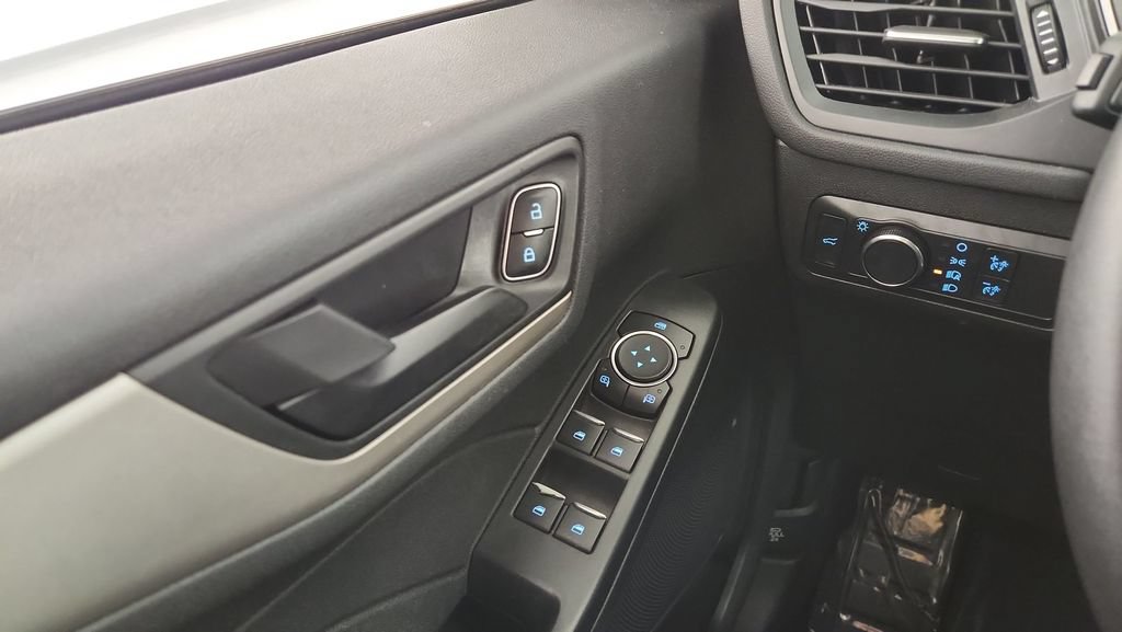 Used 2022 Ford Escape SE w/ Convenience Package AWD/4WD image 15