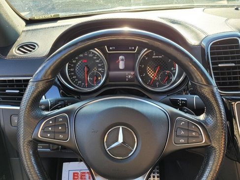 Used 2019 Mercedes-Benz GLE 43 AMG 4MATIC image 28