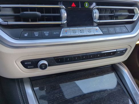 Used 2023 BMW 430i xDrive Convertible w/ M Sport Package image 28