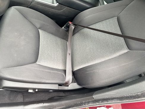 Used 2022 Chrysler 300 Touring w/ Sport Appearance Package RWD image 18