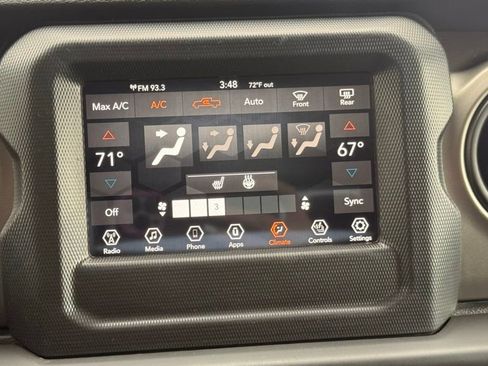 Used 2021 Jeep Gladiator Sport AWD/4WD image 15