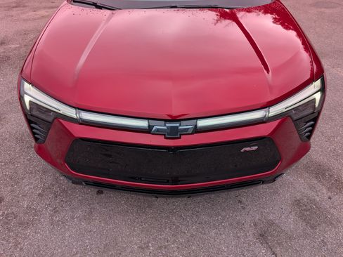 Used 2024 Chevrolet Blazer EV RS AWD/4WD image 12