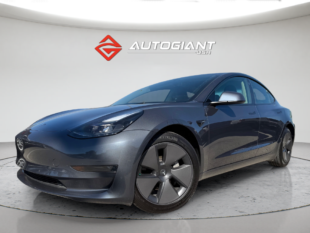 Used 2023 Tesla Model 3 Standard Range RWD image 2