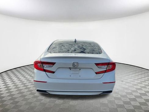 Used 2018 Honda Accord EX-L image 10