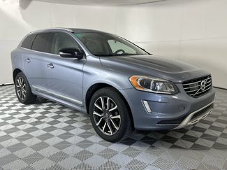 Used 2017 Volvo XC60 T6 Dynamic w/ Advanced Package AWD/4WD video 2