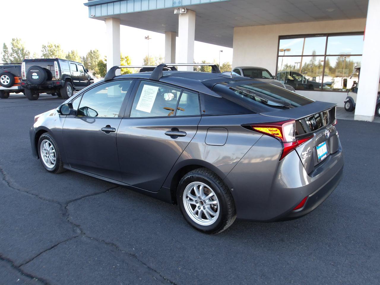 Used 2022 Toyota Prius XLE w/ Advanced Technology Package AWD/4WD image 3