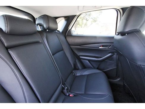 Certified 2025 MAZDA CX-30 AWD 2.5 S w/ Preferred Package image 4