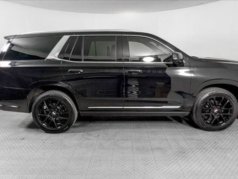 Used 2021 Cadillac Escalade Premium Luxury Platinum AWD/4WD image 9