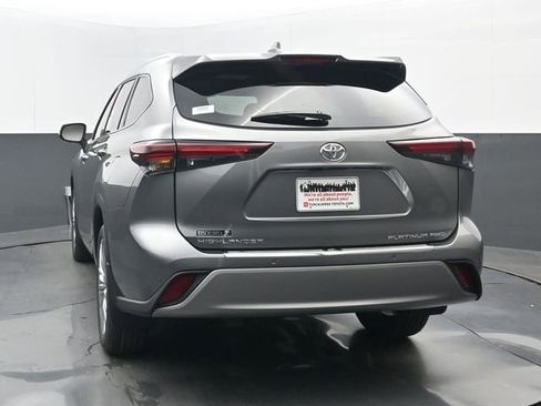New 2026 Toyota Highlander Platinum AWD/4WD image 20