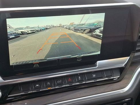 Certified 2024 GMC Sierra 1500 SLT image 18