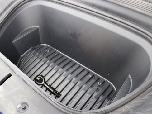 Used 2021 Tesla Model Y Performance image 42