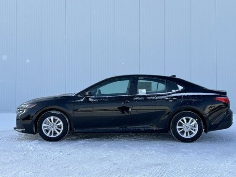 New 2026 Toyota Camry LE image 2