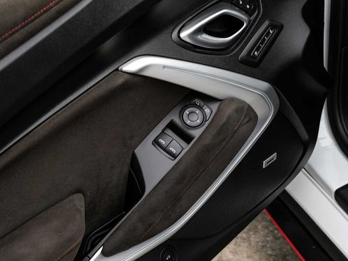 Used 2018 Chevrolet Camaro ZL1 RWD image 41