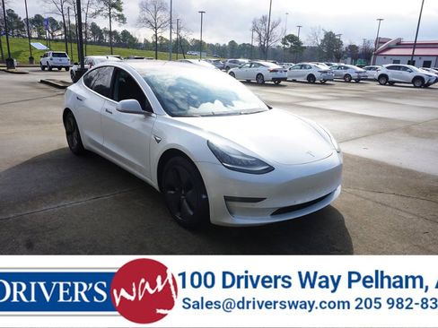 Used 2019 Tesla Model 3 image 1