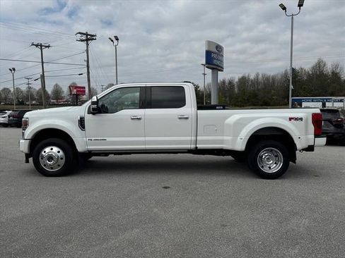 Used 2021 Ford F450 Platinum w/ FX4 Off-Road Package image 6