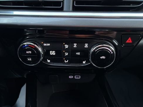 Used 2025 Chevrolet Trax ACTIV w/ Driver Confidence Package image 22