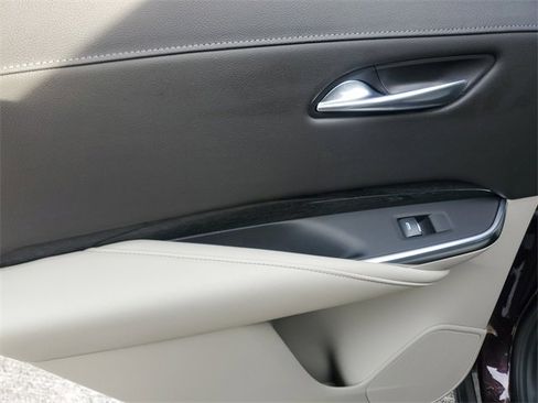 Certified 2021 Cadillac XT4 Premium Luxury image 13