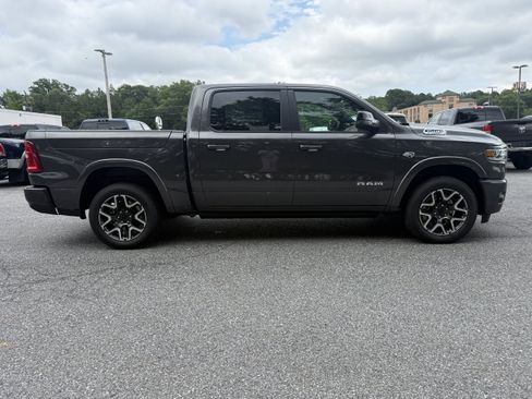 New 2026 RAM 1500 Laramie w/ Laramie Preferred Package AWD/4WD image 9