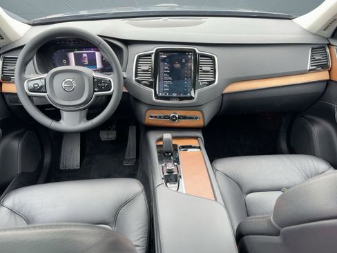 Certified 2023 Volvo XC90 T8 Plus w/ Protection Package Premier image 15