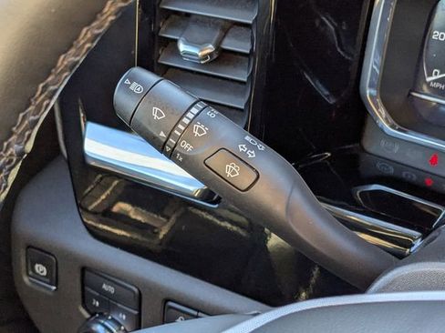 Used 2025 GMC Sierra 1500 SLT image 22